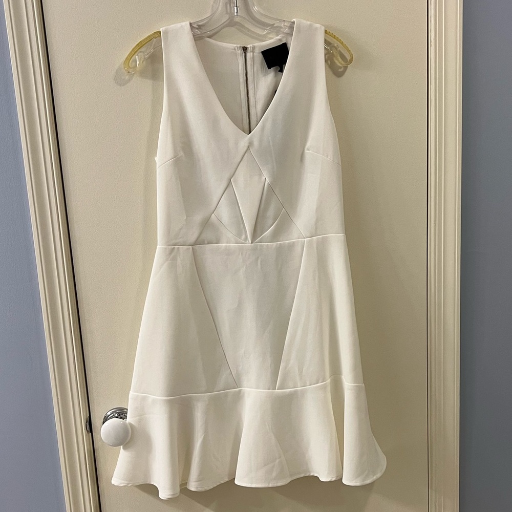 Aryn K white lined dress NWT size M